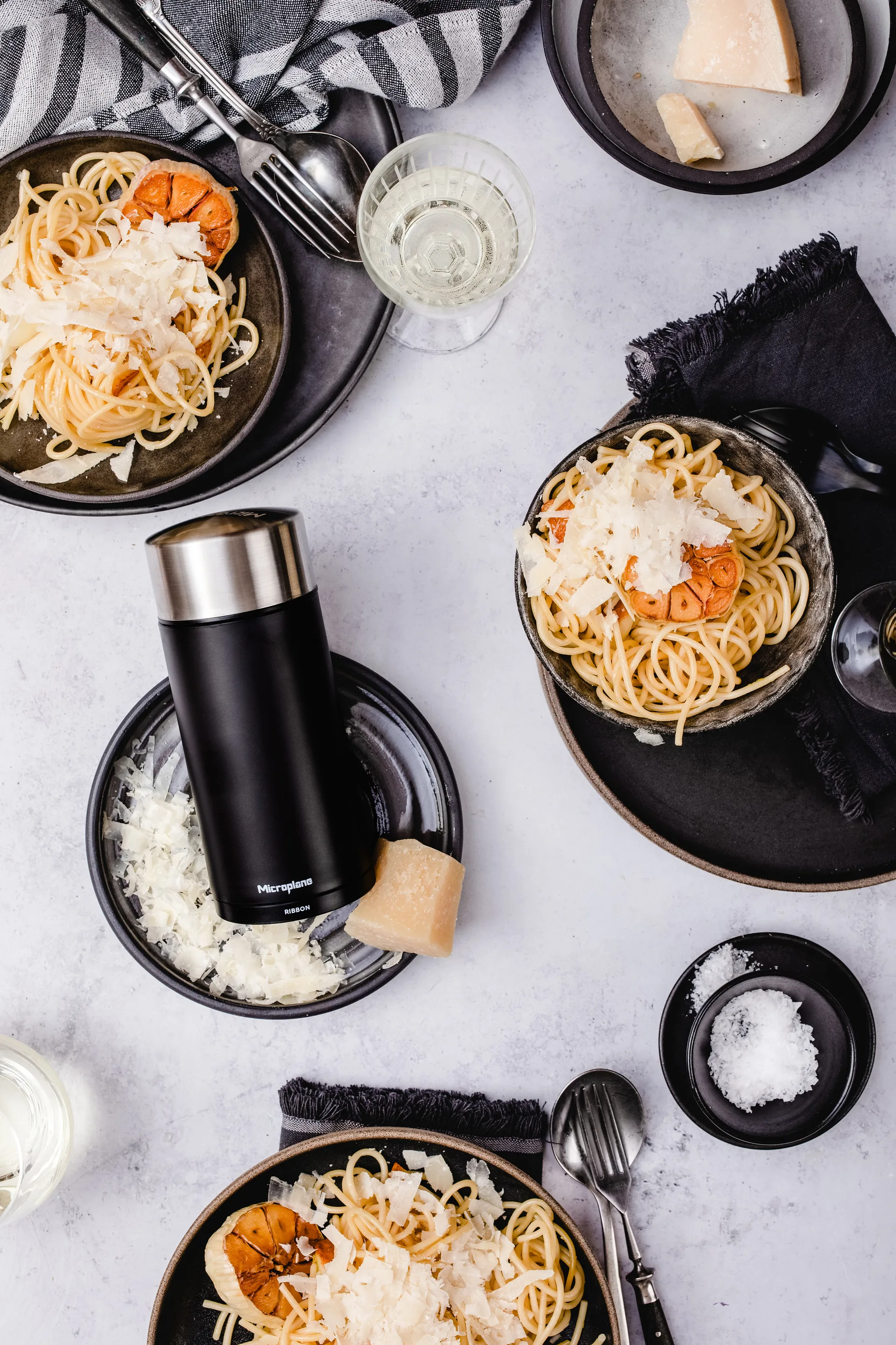 Speciality 3-i-1 universal kværn 18,5 cm, Black Microplane