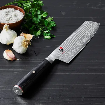 Raw 5000FCD nakiri frugtkniv rektangulær 17 cm - Damaskus-svart - Miyabi