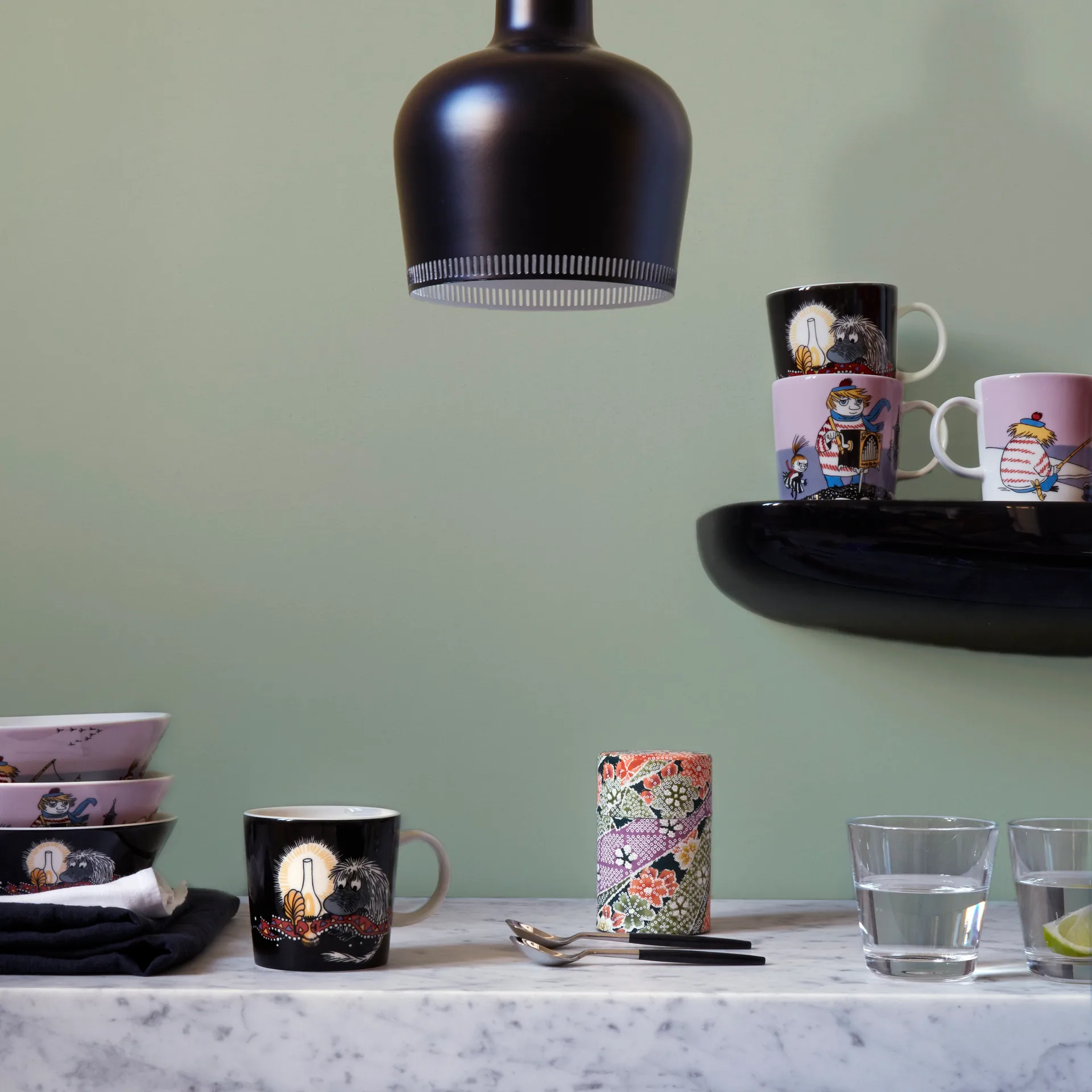 Mumiskål, Forfaderen, sort Moomin Arabia