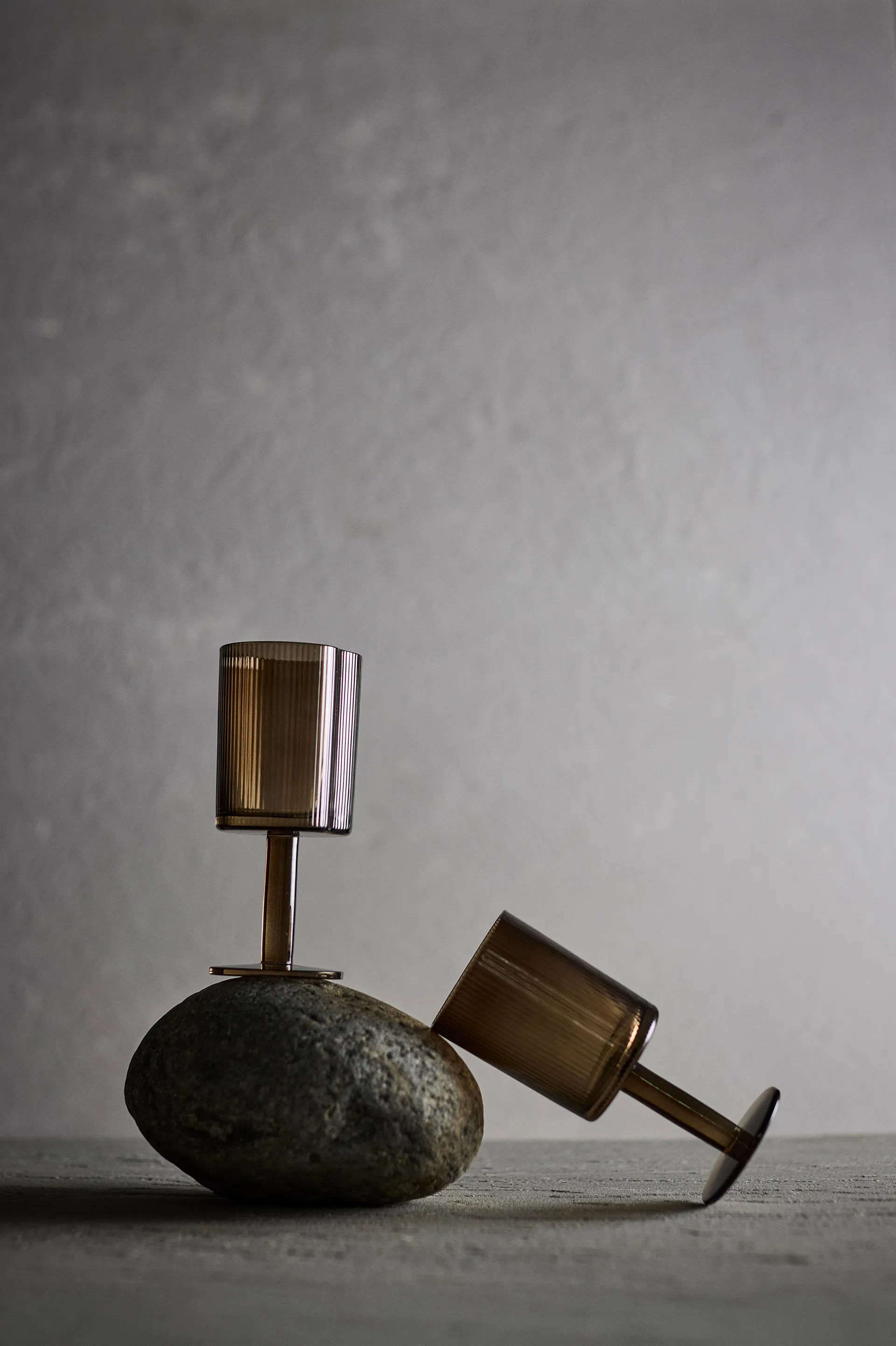Ripe rødvinsglas 29,5 cl, Smoked brown MUUBS