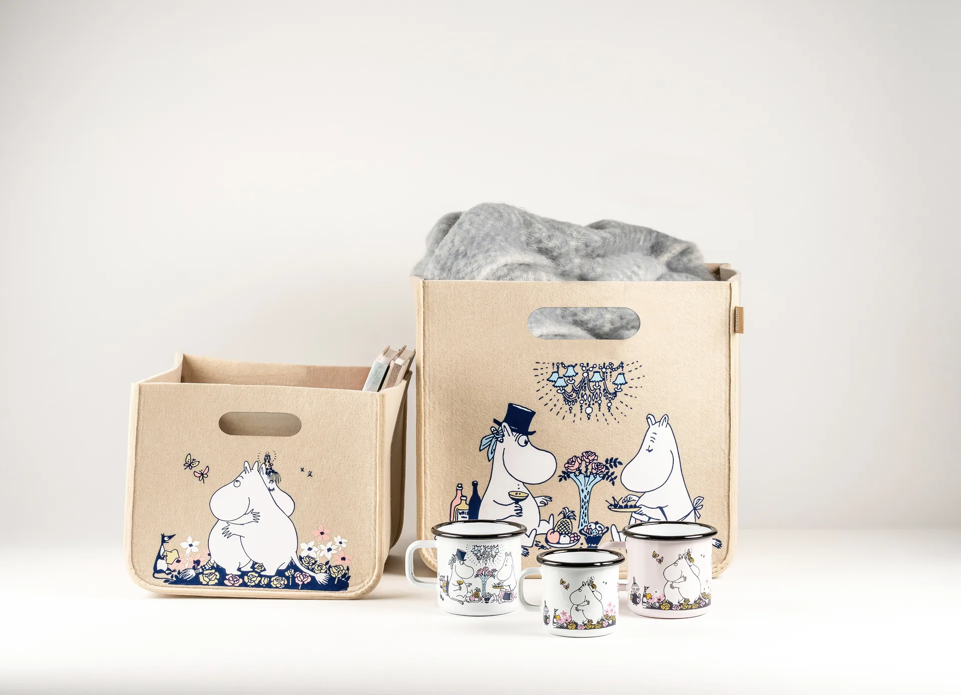 Mumin Hug opbevaringskurv 26x26 cm, Beige Muurla