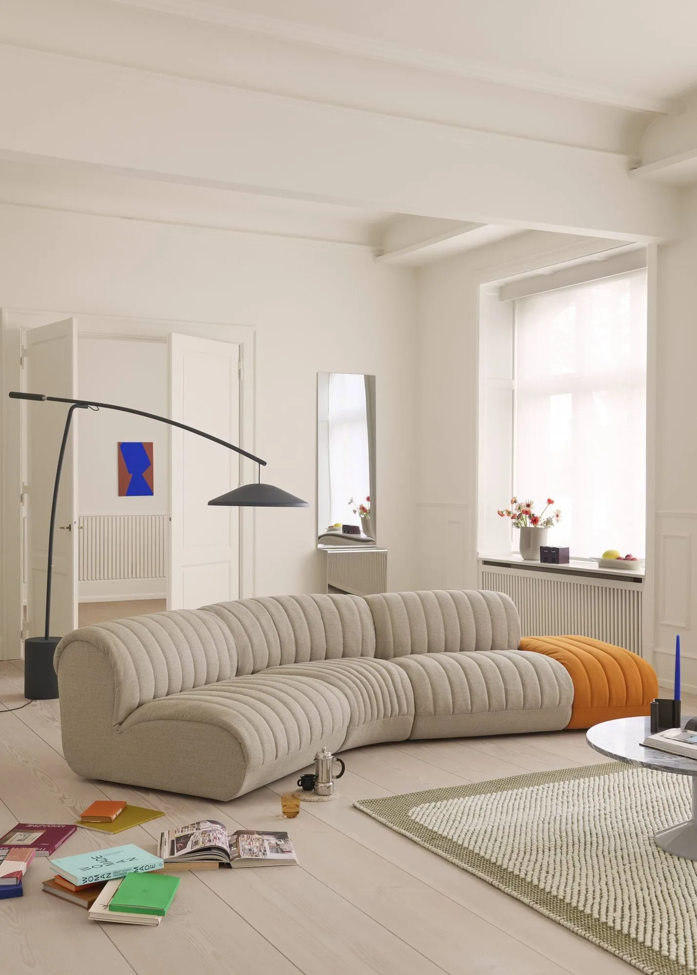 Contra gulvlampe, Antracit sort-beton, 188 cm Muuto