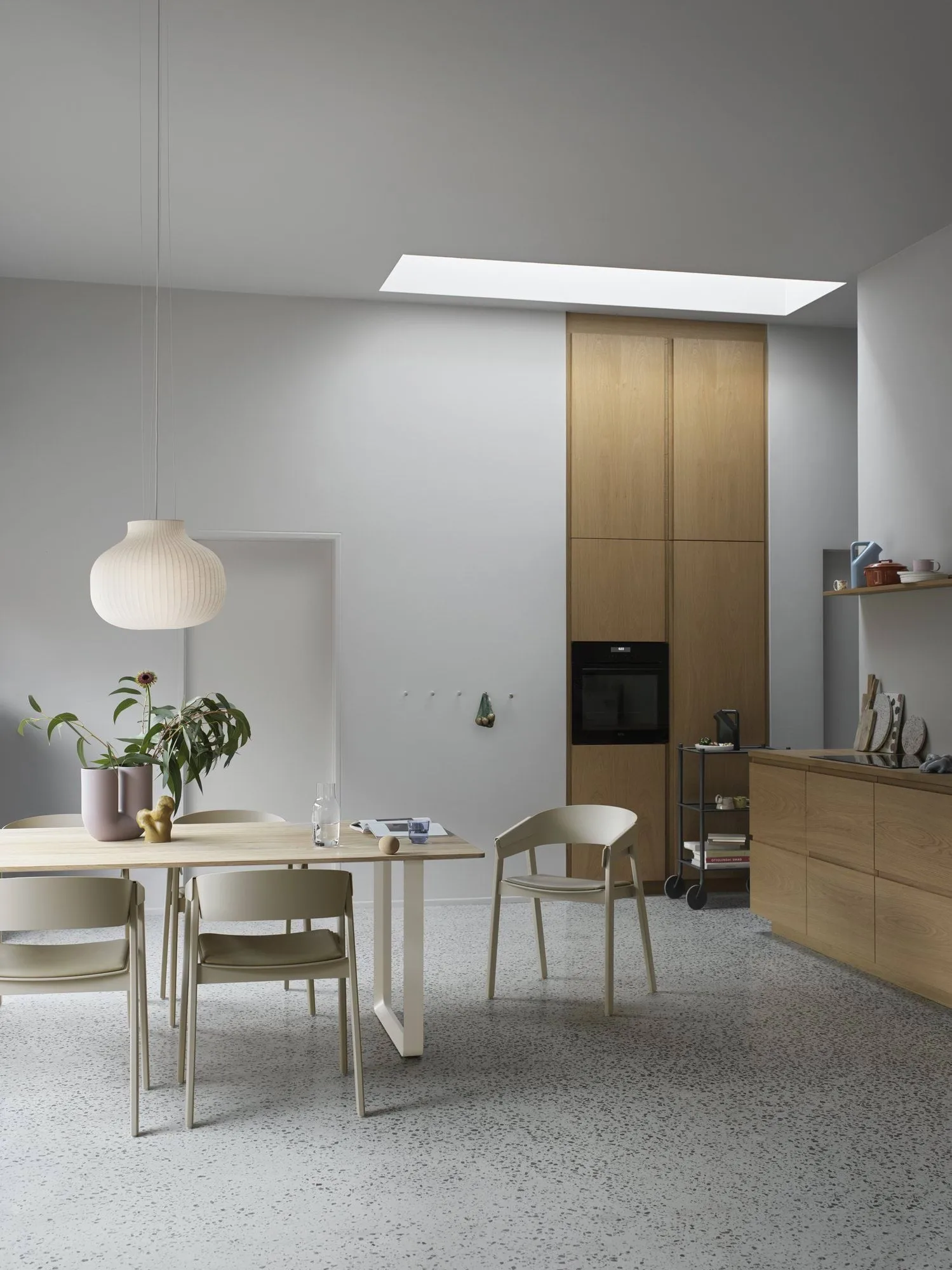 Dots Wood knage, Gul-beige, Ø6,5 cm Muuto