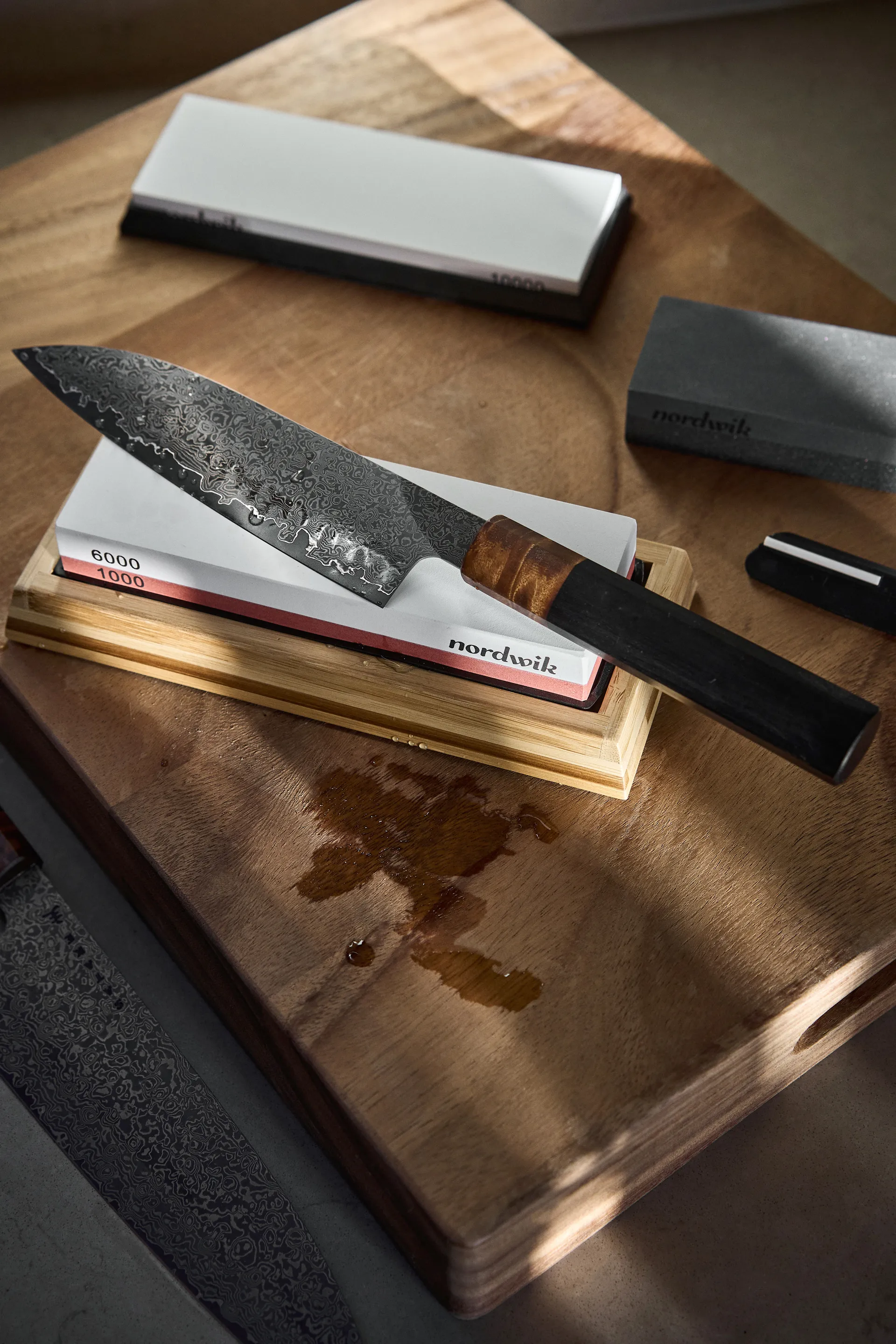 Vådskærpesten med stativ, 1000/6000 grit Nordwik