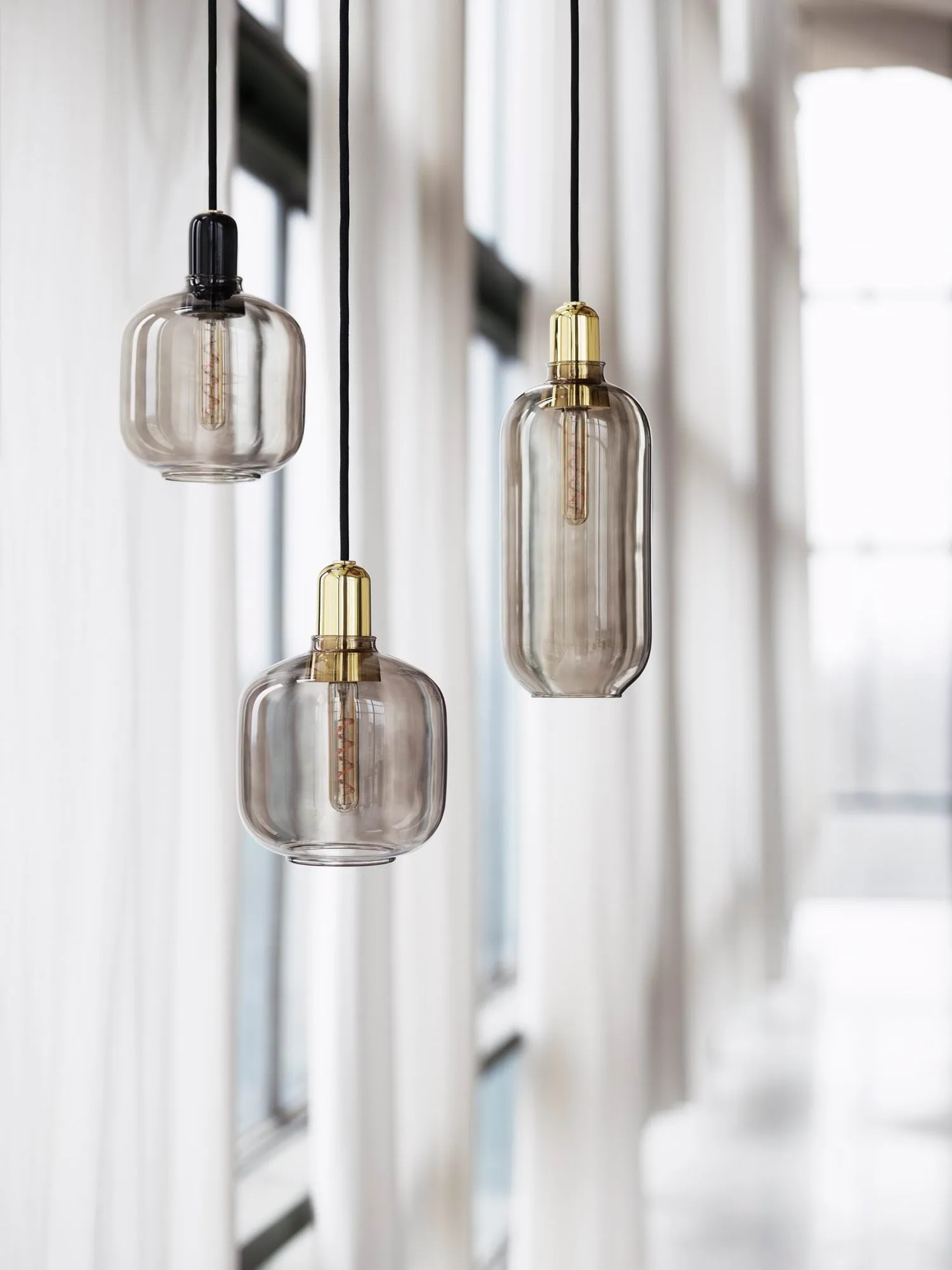 Amp lampe lille, grå-sort Normann Copenhagen