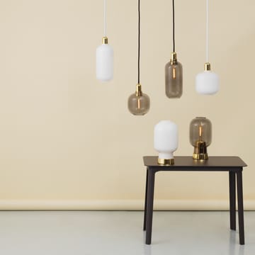 Amp lampe lille - Hvid/Messing - Normann Copenhagen