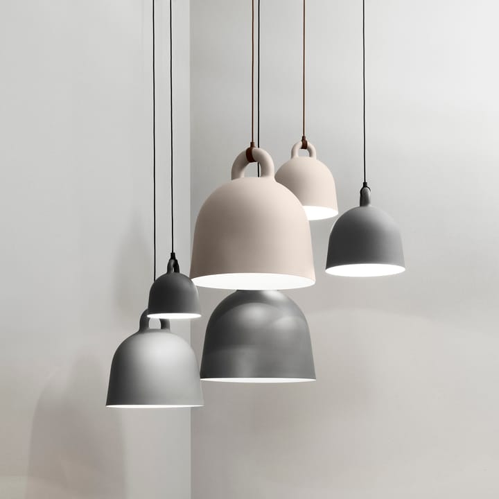 Bell lampe sand, medium Normann Copenhagen