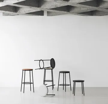 Circa taburet 45 cm - Sort aluminium - Normann Copenhagen