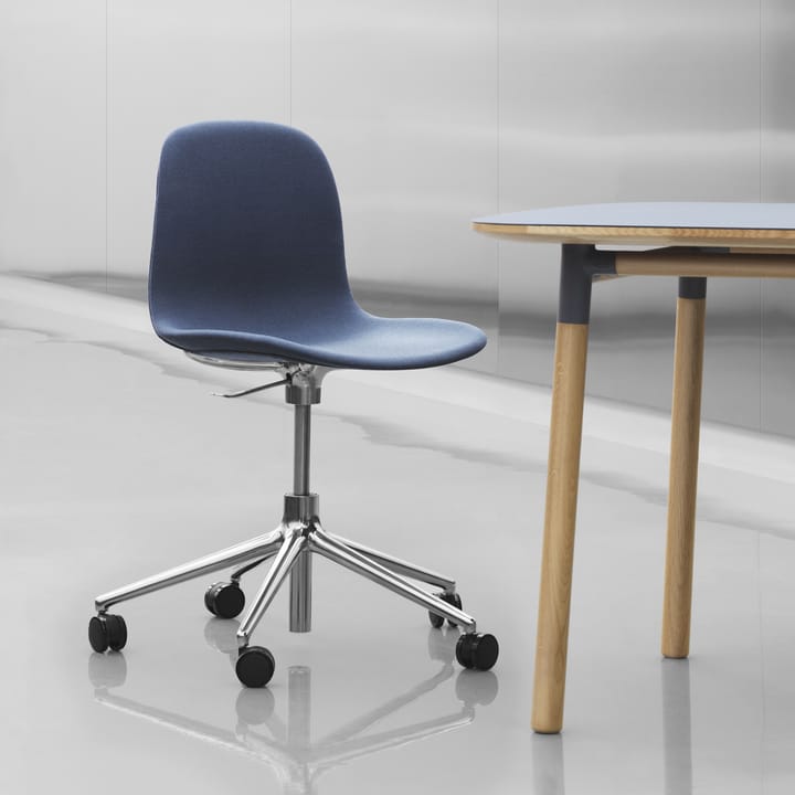 Form chair drejestol, 5W kontorstol, grøn, sort aluminium, hjul Normann Copenhagen