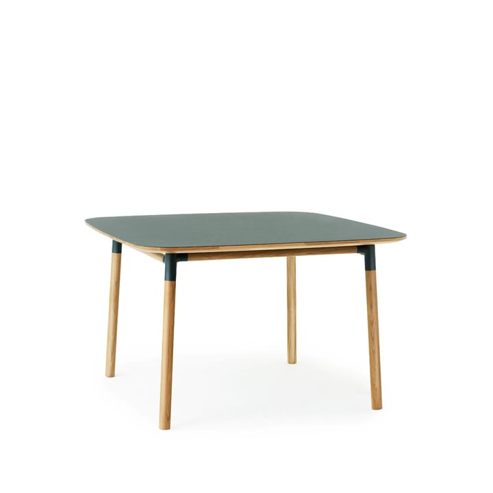 Form spisebord - green, ben i eg, 120x120 cm - Normann Copenhagen