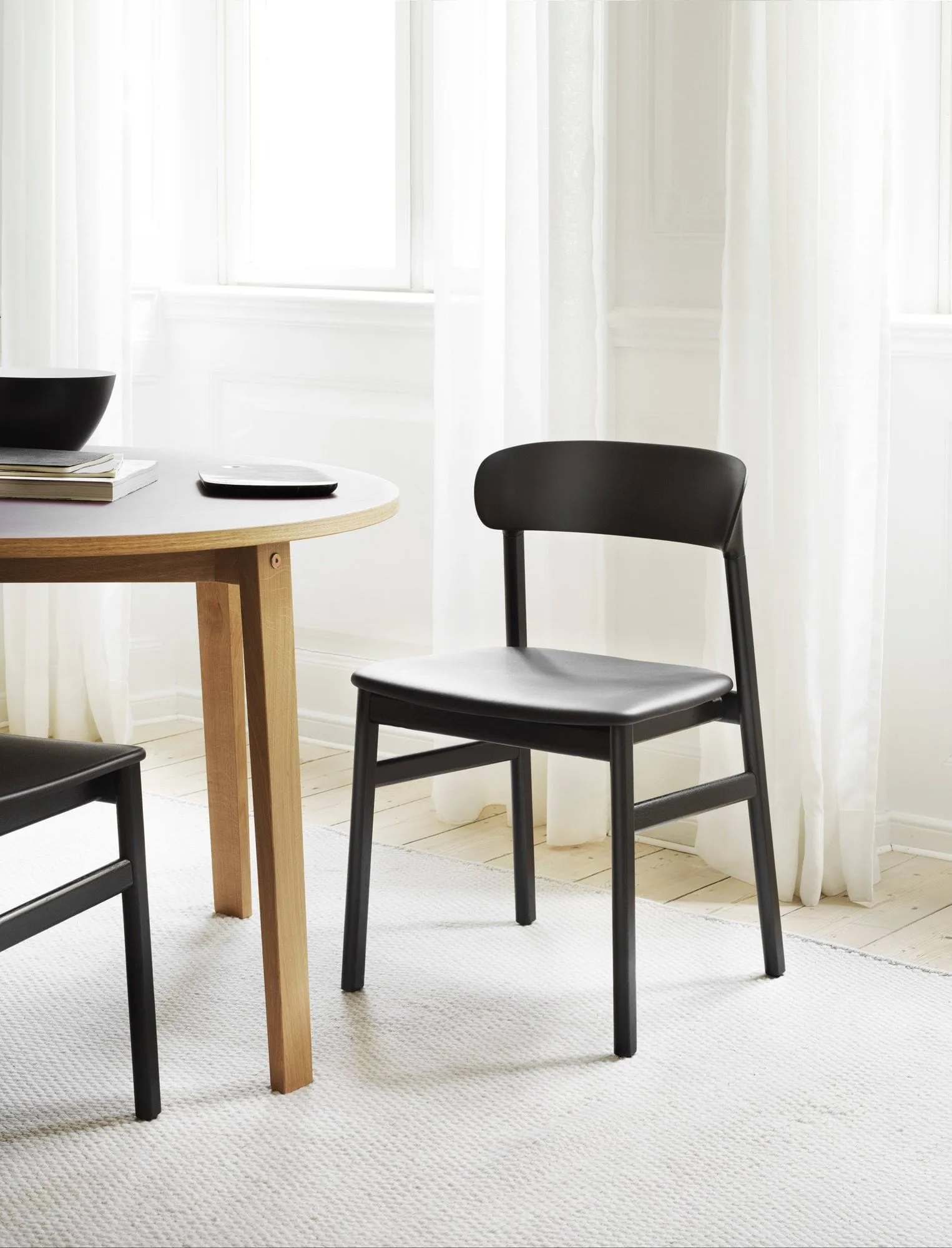 Herit stol eg, Dusty green (grøn) Normann Copenhagen