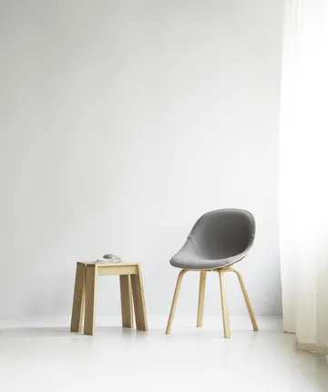 Mat Chair stol frontpolstret - Remix 133-hemp-beech - Normann Copenhagen