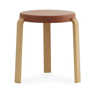 Tap taburet - caramel, ben i egetræ - Normann Copenhagen