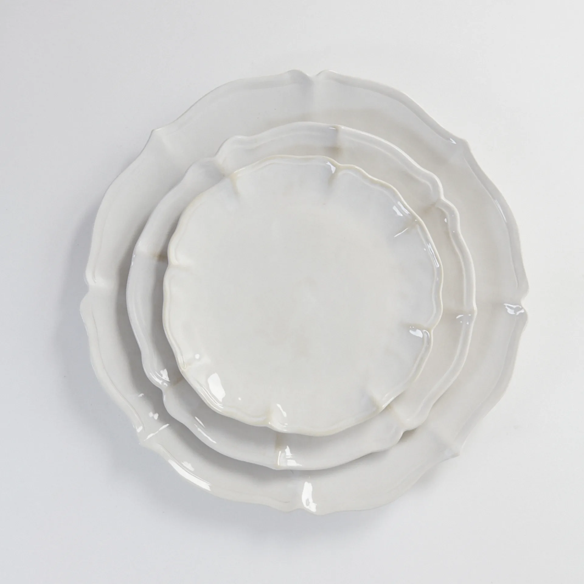 Judith stor middagstallerken Ø34 cm, Hvid Olsson & Jensen