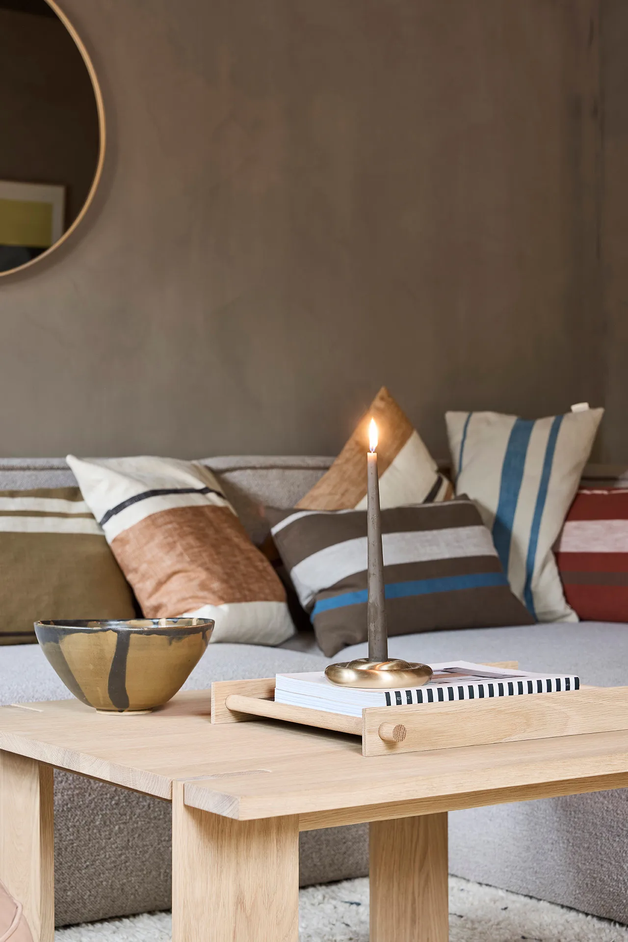 Pieni bakke large 34x46 cm, Cherry Red OYOY