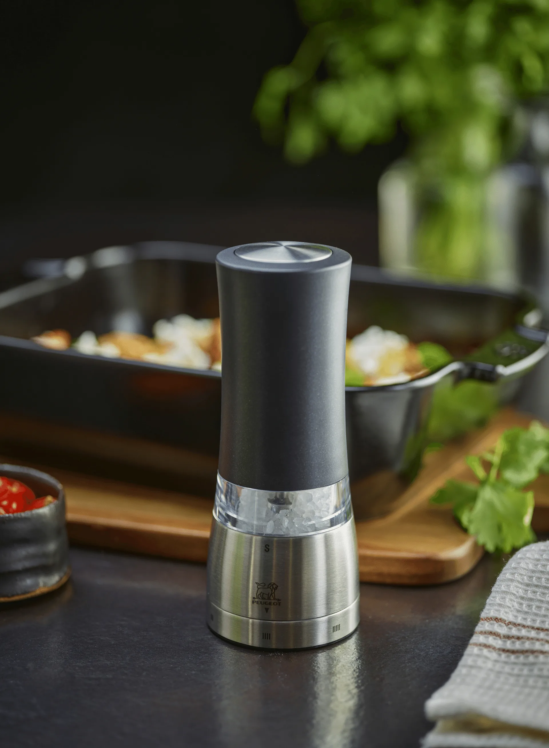 Daman elektrisk saltkværn 16 cm, Sort Peugeot