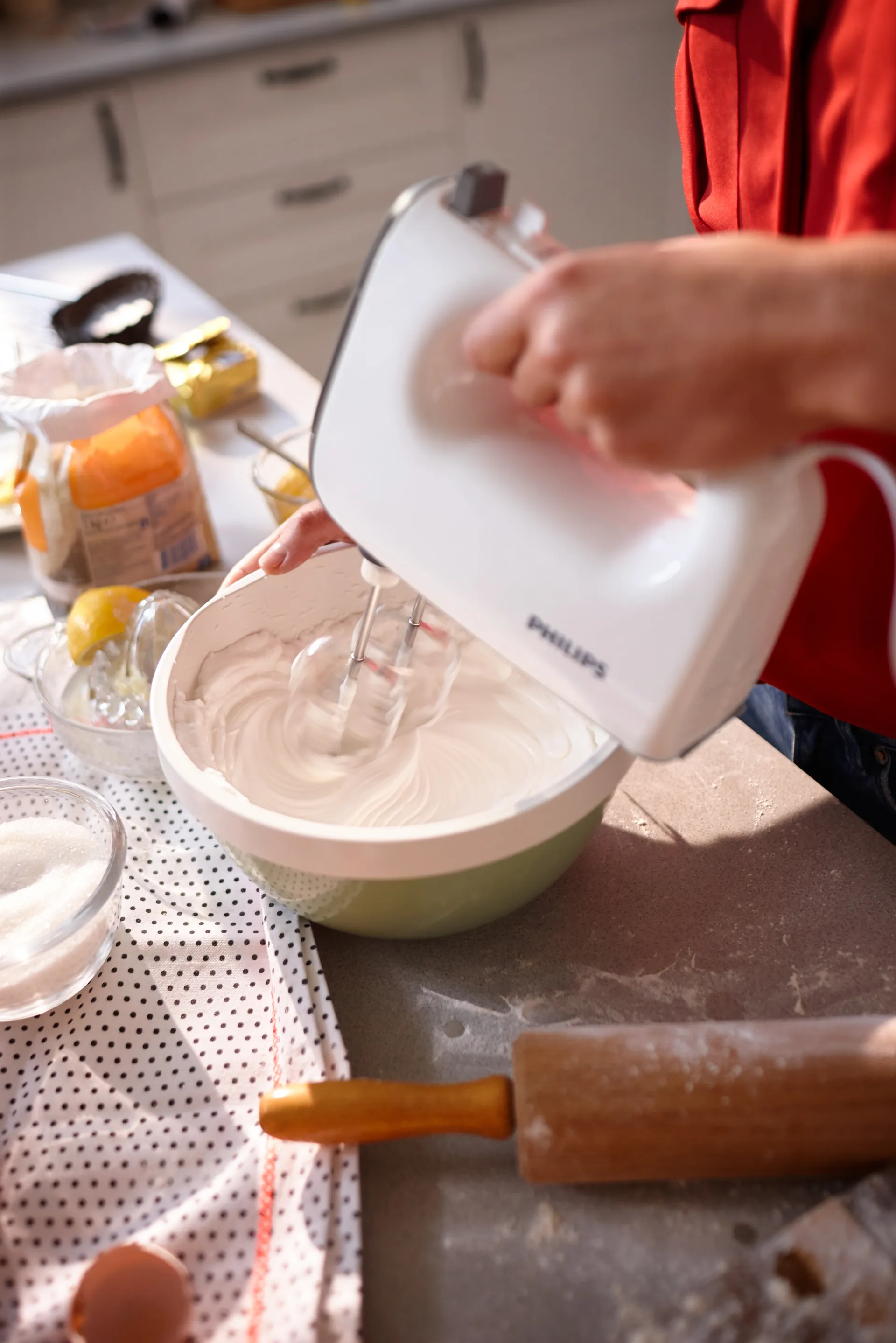 Viva håndmixer HR3740/00 450 W, White Philips