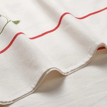 Wild Strawberry dug - Red, 350x150 cm - Pick a Poppy