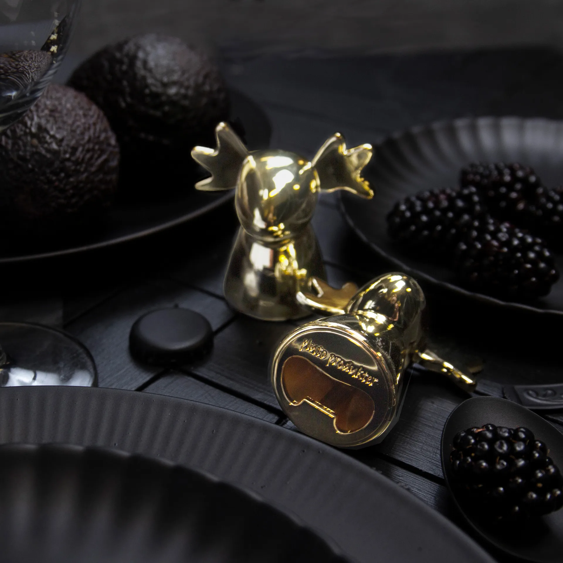 Oplukker elg, Guld Pluto Design