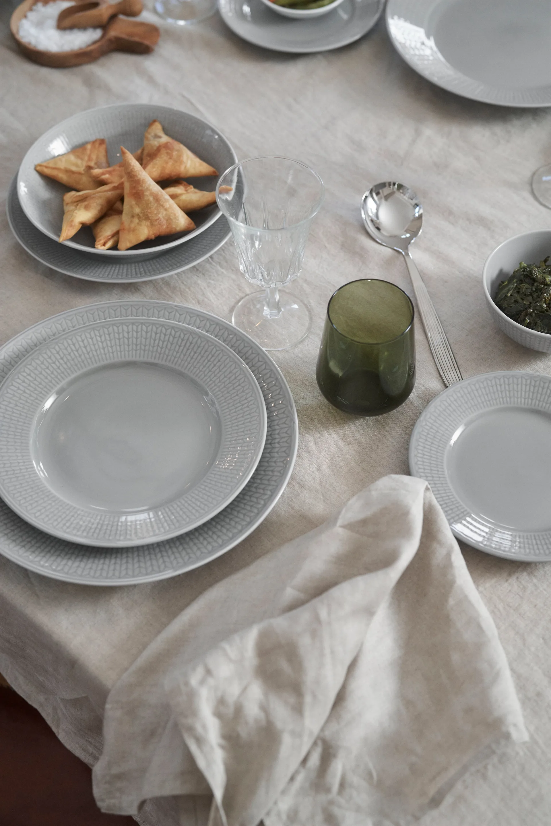 Swedish Grace dyb tallerken 25 cm 6-pak Tåge(grå) Rörstrand