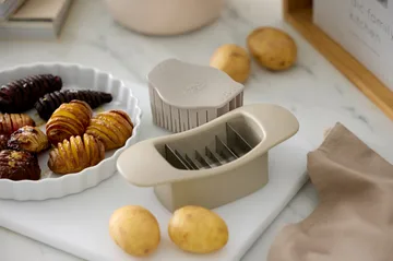 Classic hasselbackskærer - Humus - Rosti