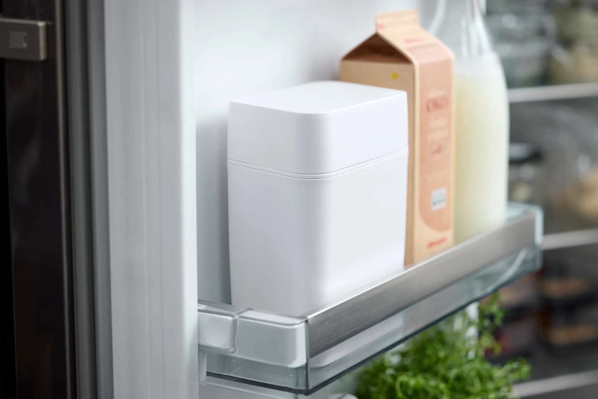 Classic ostekasse inkl. ostehøvl 16,5x10x19 cm, Hvid Rosti