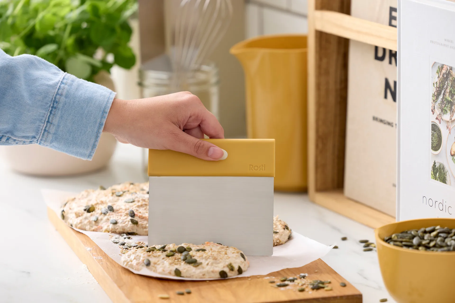 Emma dejskærer stål, Curry Rosti