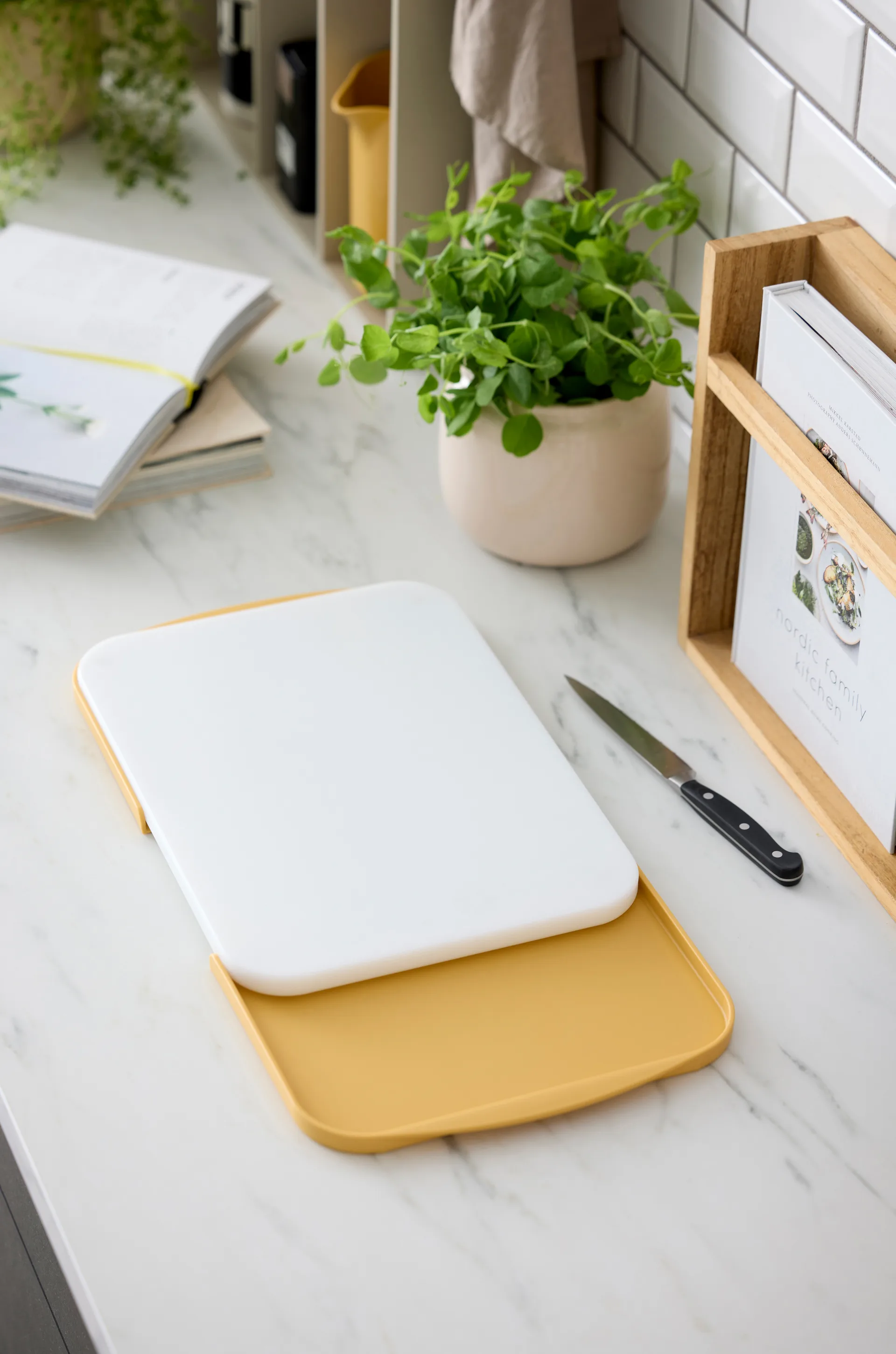 Separa skærebræt med bakker, Curry, 39x26 cm Rosti