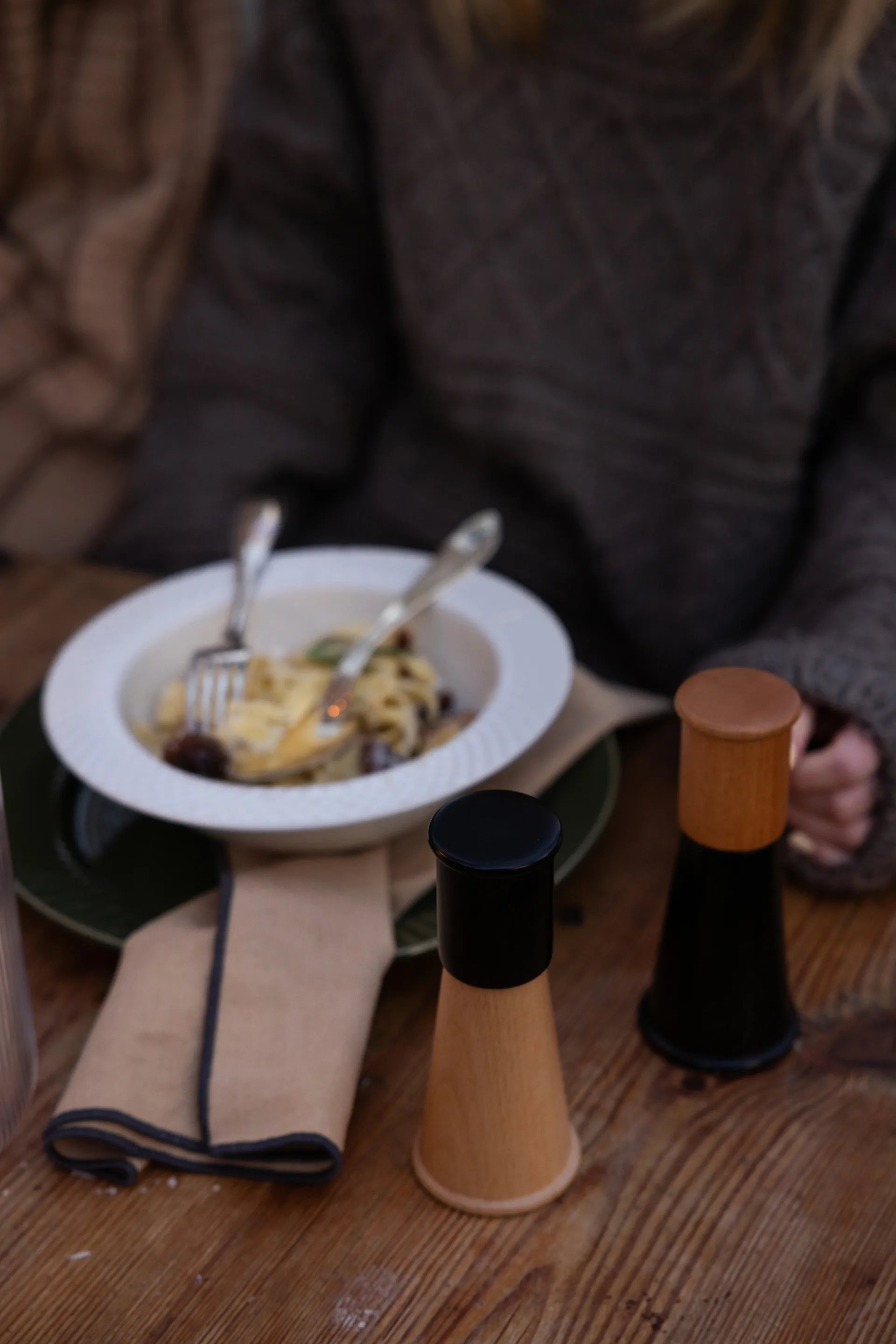 Gurken salt- og peberkværn lille 2 dele, Sort-brun Sagaform