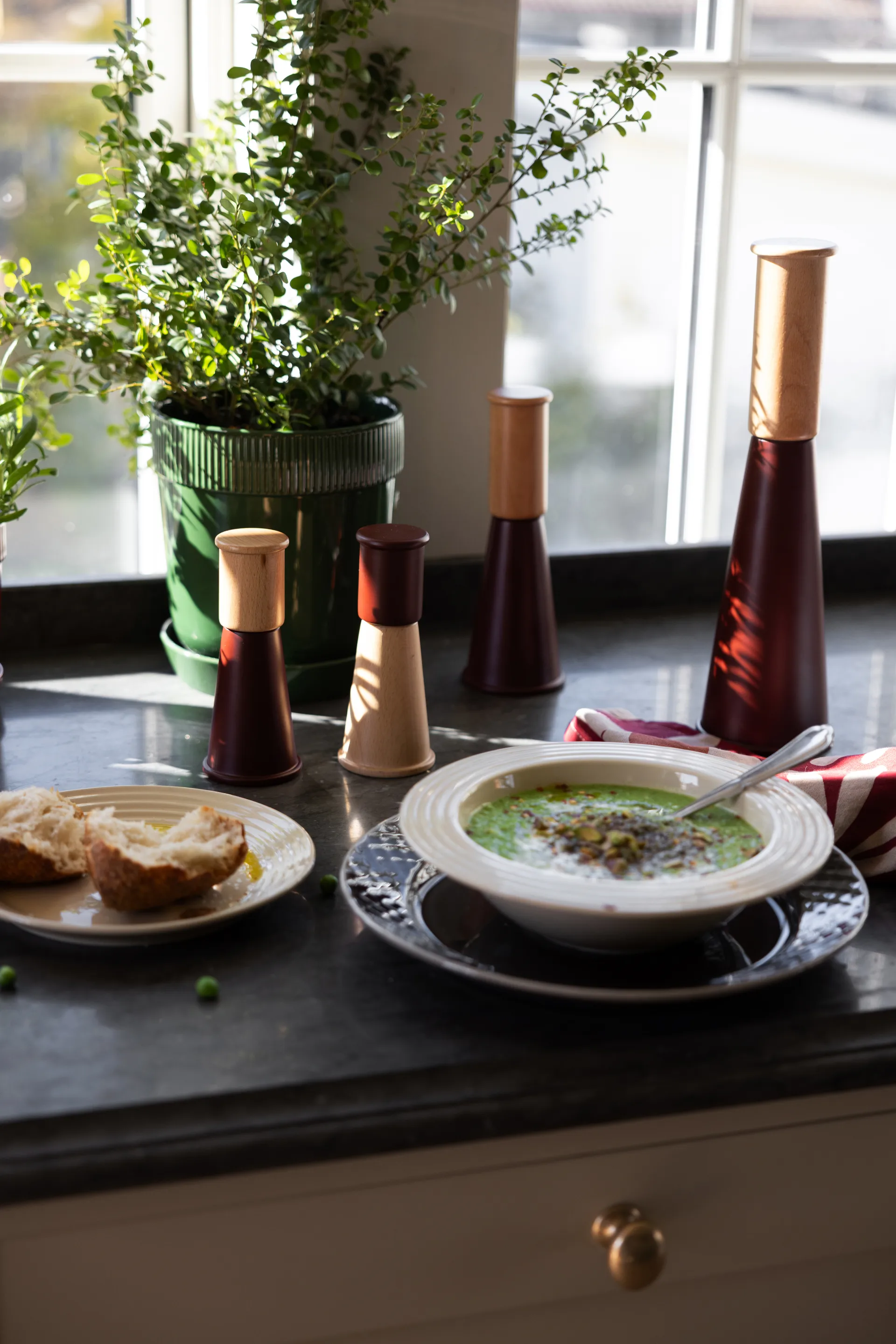 Gurken salt- og peberkværn medium 20,5 cm, Rød-brun Sagaform