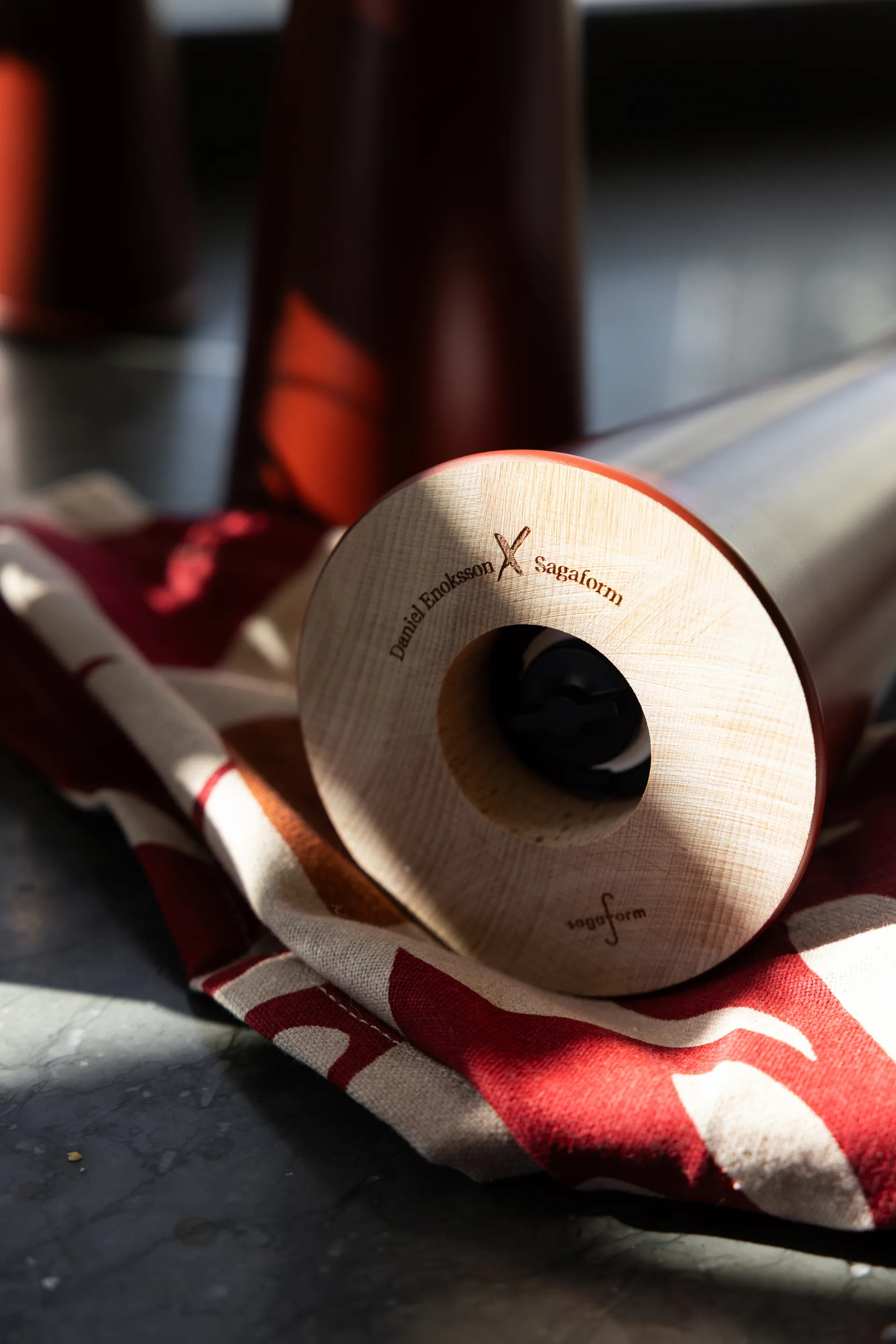 Gurken salt- og peberkværn stor 32 cm, Rød-brun Sagaform