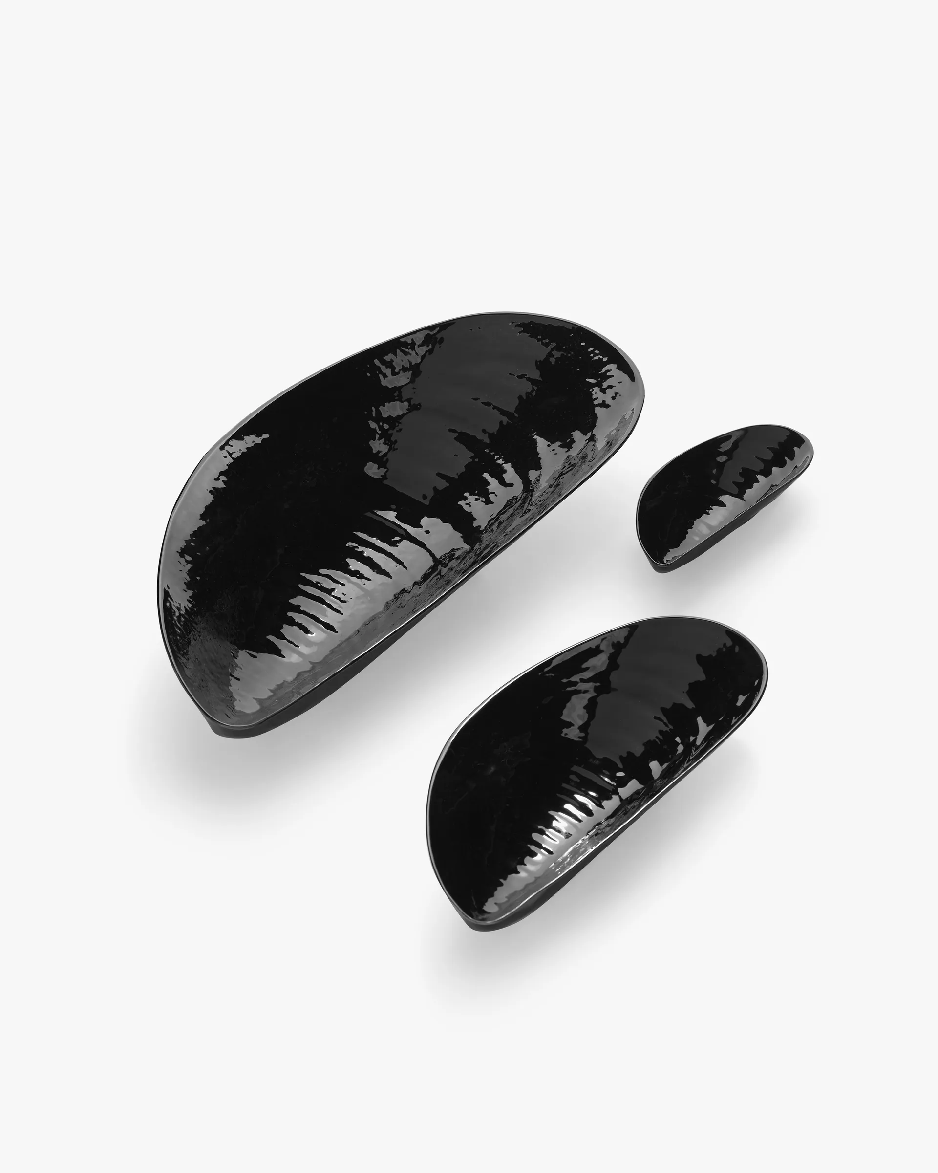 Les Objets Mouleversants Marcel skål M 14x30,5 cm, Black Serax