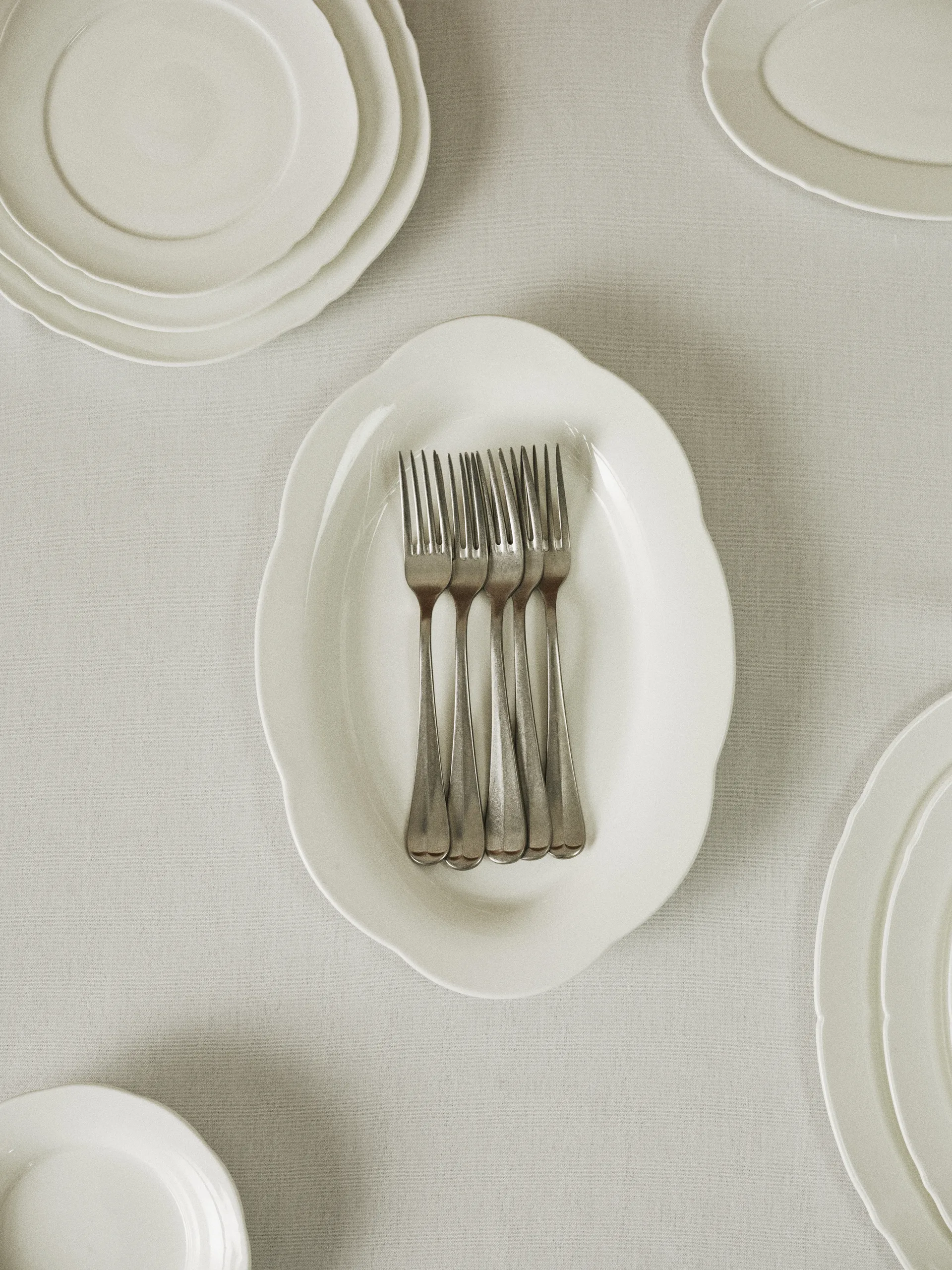 Silhouette oval dyb tallerken M 15x24,5 cm 2 stk, White Serax