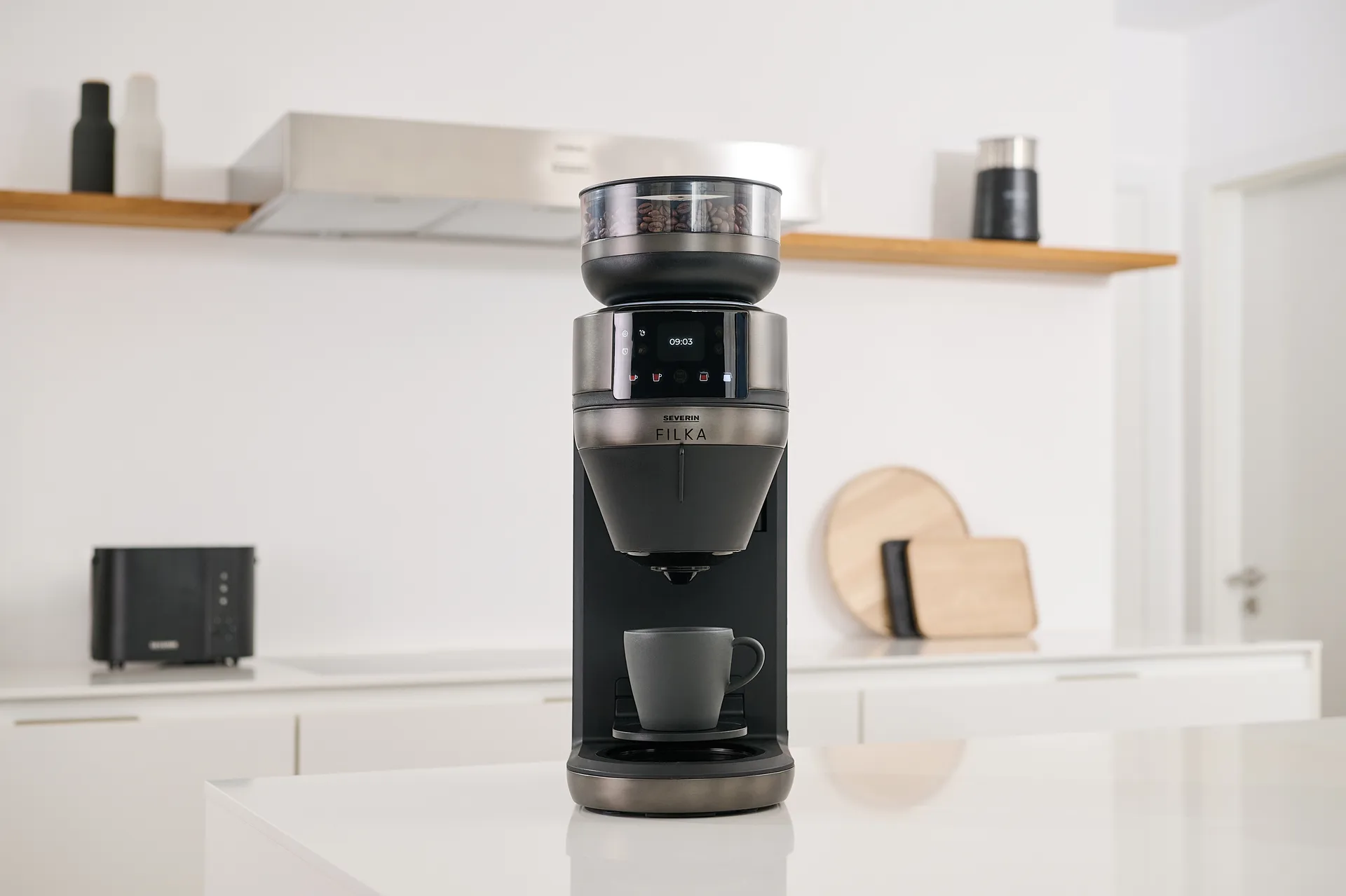 FILKA 2.0 KA 4854 fuldautomatisk kaffemaskine, Dark Inox, termokande Severin