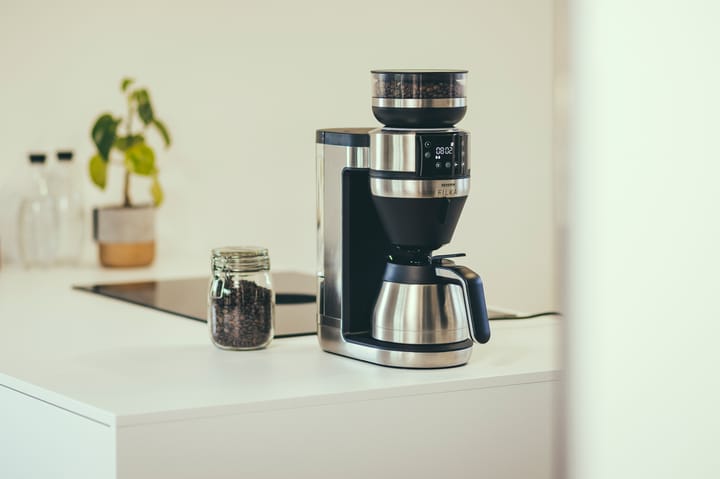 Severin KA 4851 FILKA helautomatisk kaffemaskine, Børstet stål-sort Severin