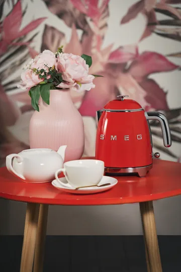 Smeg 50's Style elkedel mini 0,8 L - Rød - Smeg