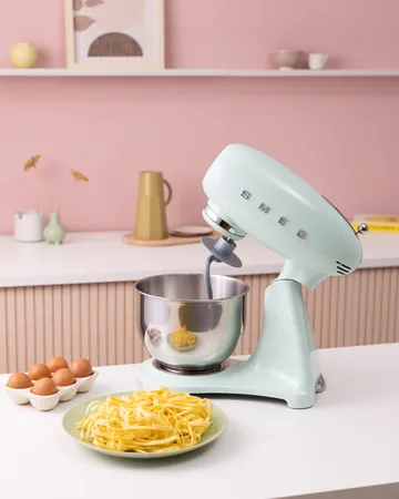 Smeg 50's style køkkenmaskine - Pastelgrøn, 1000 W, 4,8 l - Smeg