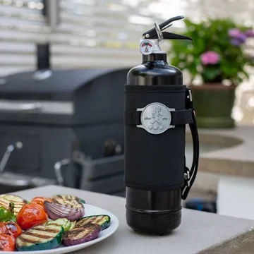 Solstickan brandslukker, Outdoor edition 1 kg - Sort - Solstickan Design