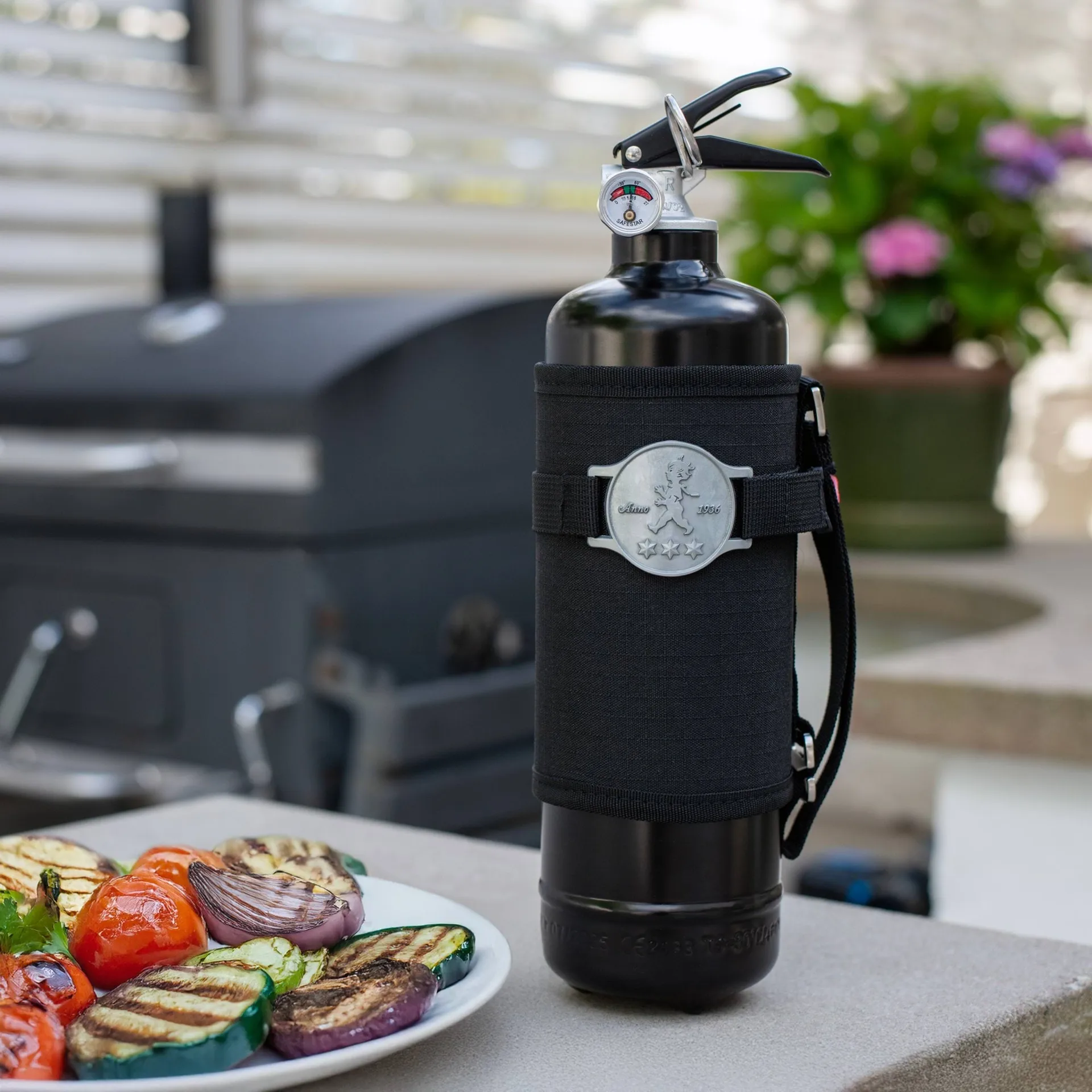 Solstickan brandslukker, Outdoor edition 6 kg, Sort Solstickan Design