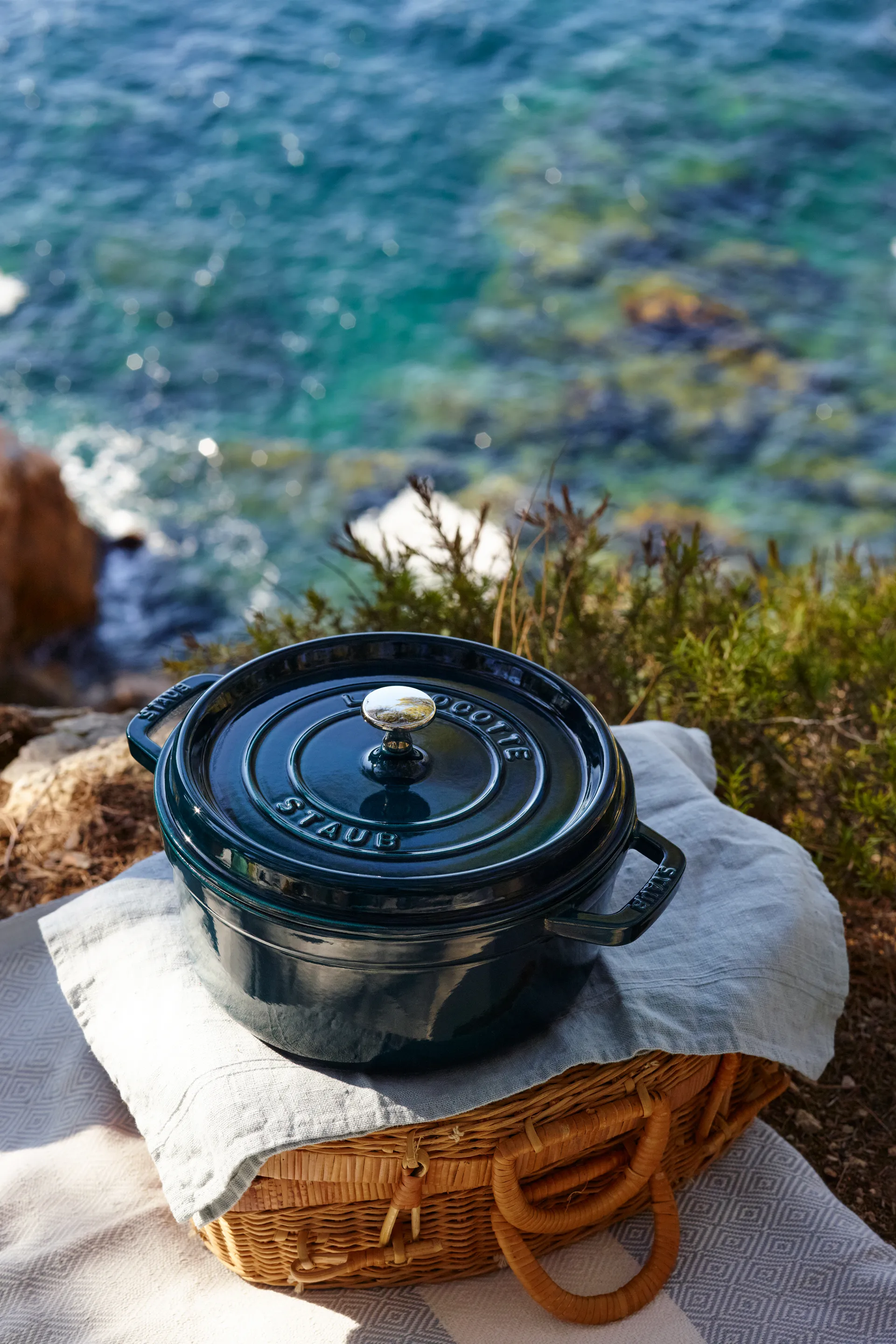 La Mer rund gryde, tre lag emalje, 3,8 l STAUB