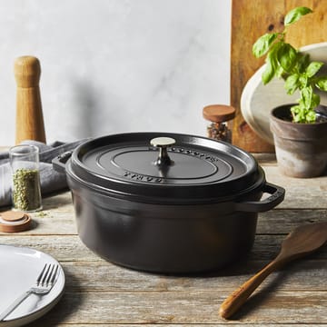 Staub La Cocotte oval gryde støbejern 2,35 L - Sort - STAUB