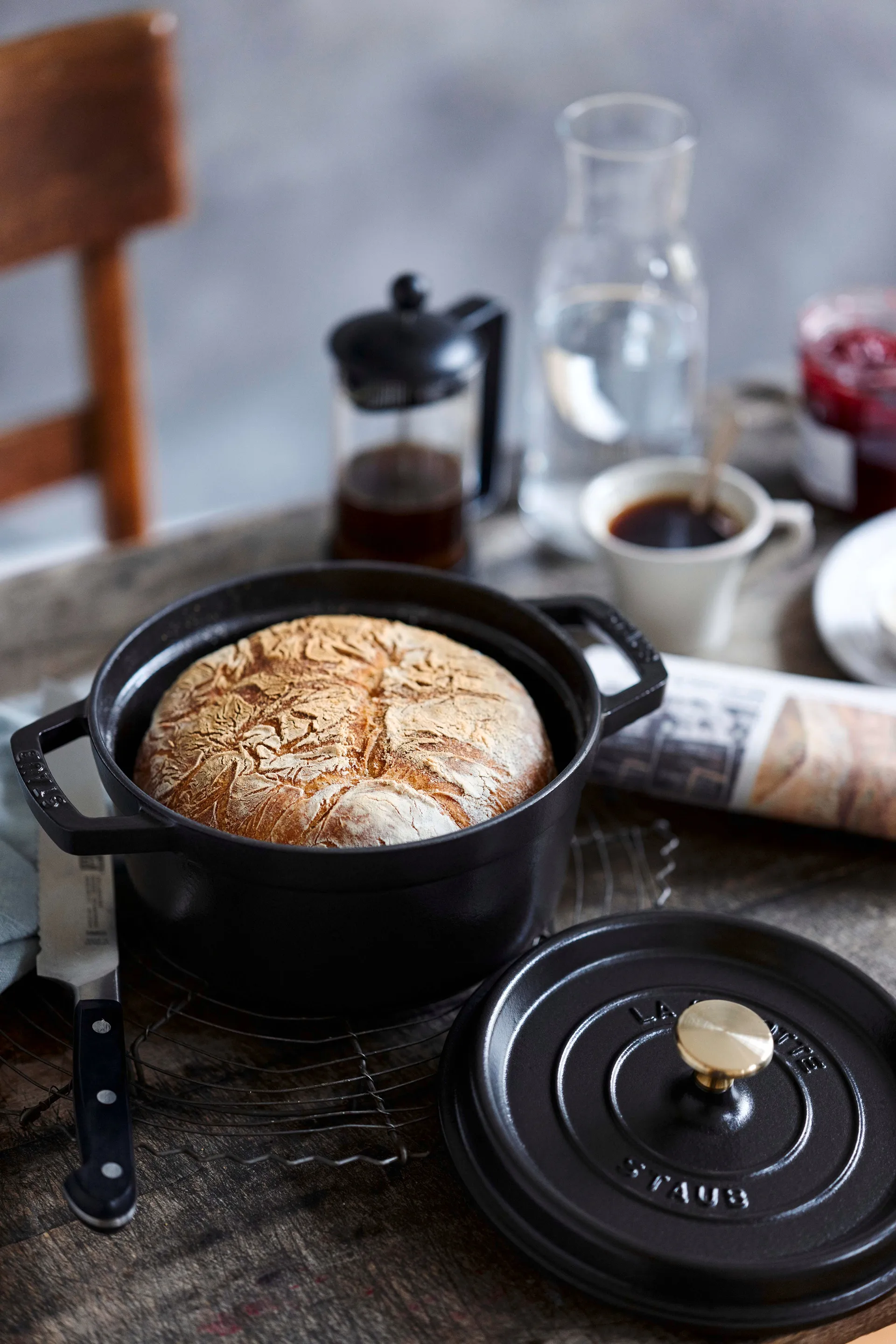 Staub rund gryde i støbejern 3,8 l, Sort STAUB
