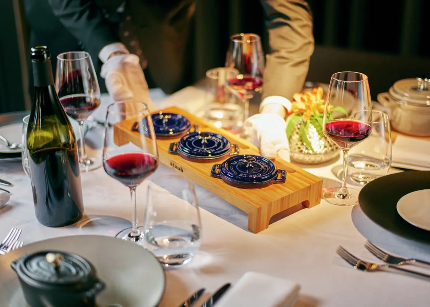 Staub serveringsholder til 3 minigryder, Bambus STAUB