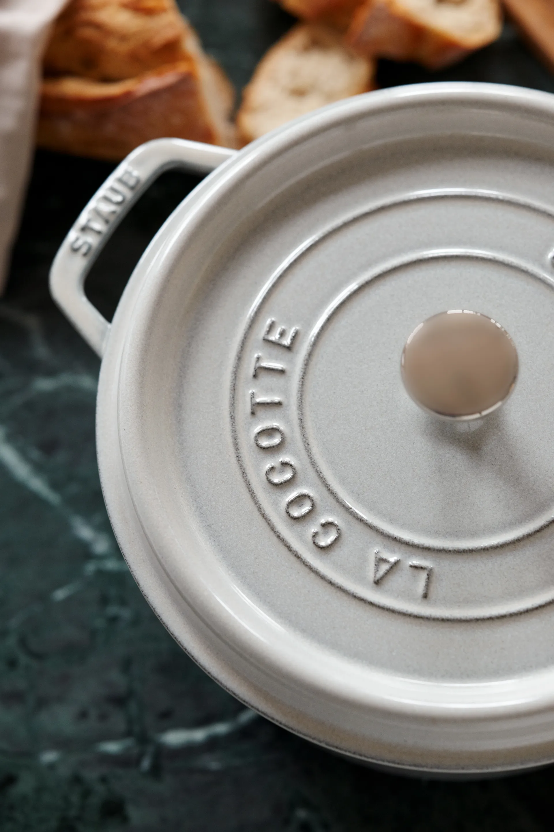 Staub White Truffle gryde, 6,7 L STAUB