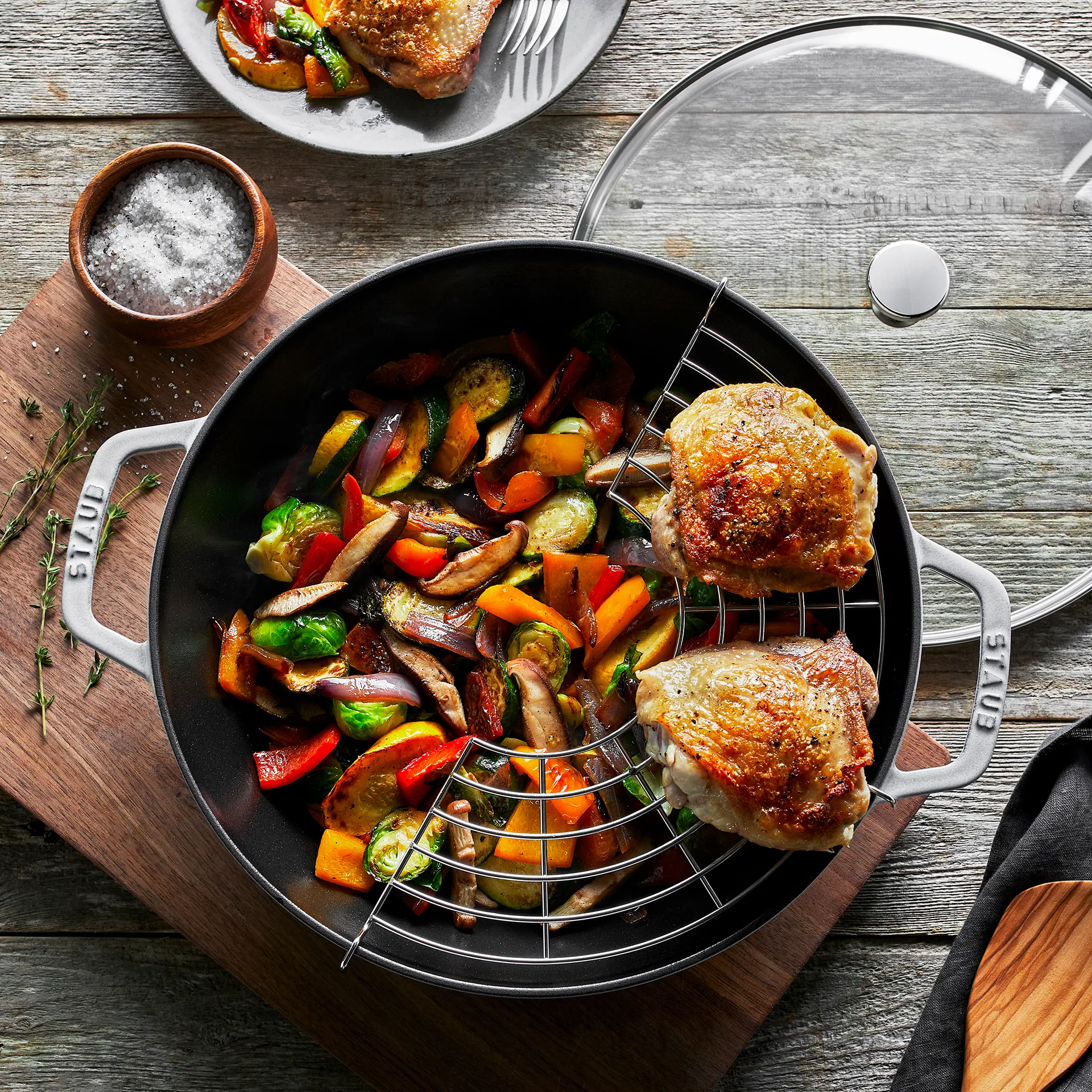 Staub wokpande støbejern med glaslåg Ø30 cm, White truffle STAUB