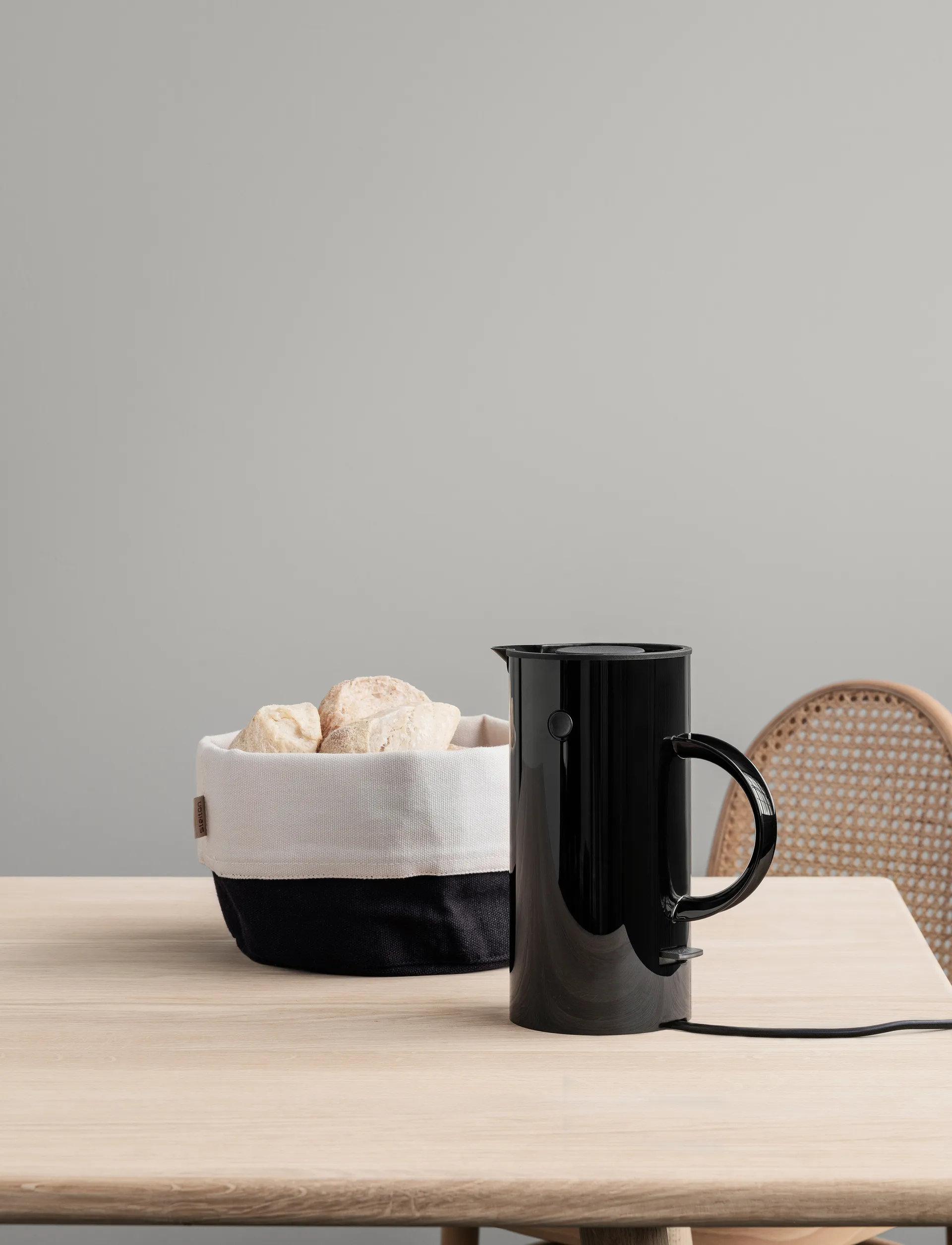 EM77 elkedel (EU) 0,5 L, Black Stelton
