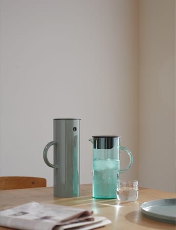 EM77 kande med låg 1,5 L - Dusty green - Stelton