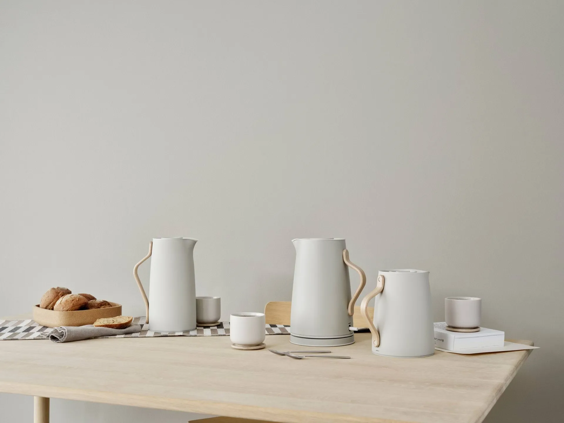 Emma termokande til kaffe, Soft sand, 1,2 L Stelton