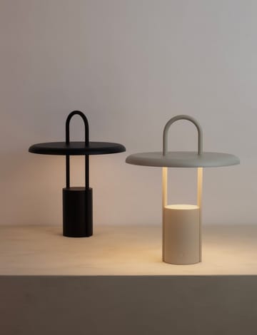 Pier LED-lampe bærbar 33,5 cm - Black - Stelton