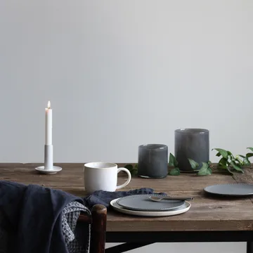 Lyric fyrfadsstage M - Mørkegrå - Tell Me More
